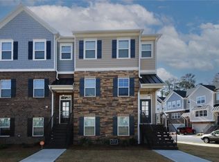 3326 Hedgeway Ct, Kennesaw, GA 30144