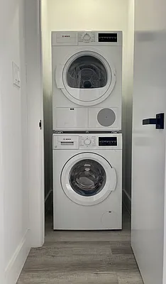 Rented by The Agency | media 16