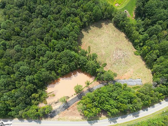2nd image of 1576 Duncan Reidville Rd