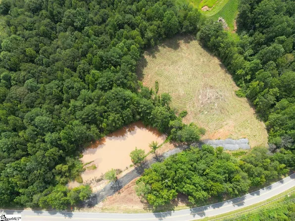 1576 Duncan Reidville Rd, Duncan, SC 29334