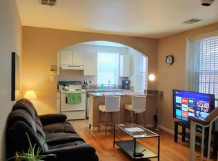 713 Saint Paul St UNIT C, Baltimore, MD 21202