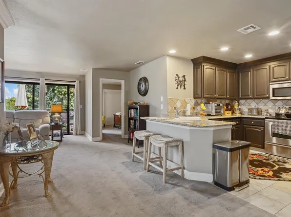 1481 W Swain Rd, Stockton, CA 95207