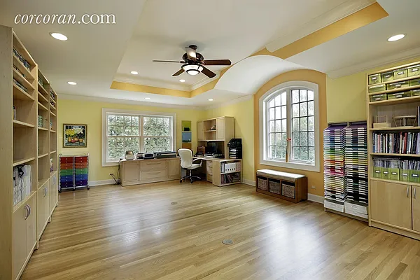 Rented by Corcoran | media 25