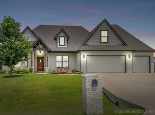 21021 E 114th St S, Broken Arrow, OK 74014