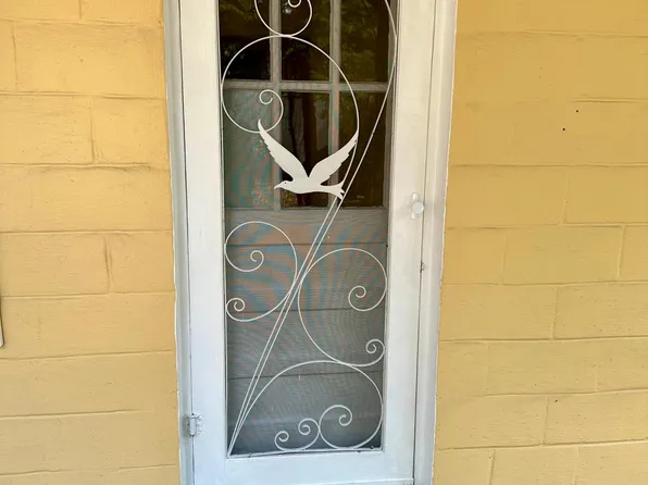 132 Booth Ave APT 2, Clearwater, FL 33755