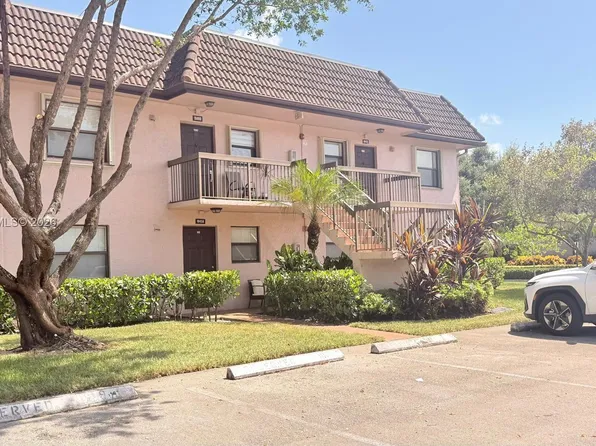 10361 NW 11th St #203, Hollywood, FL 33026