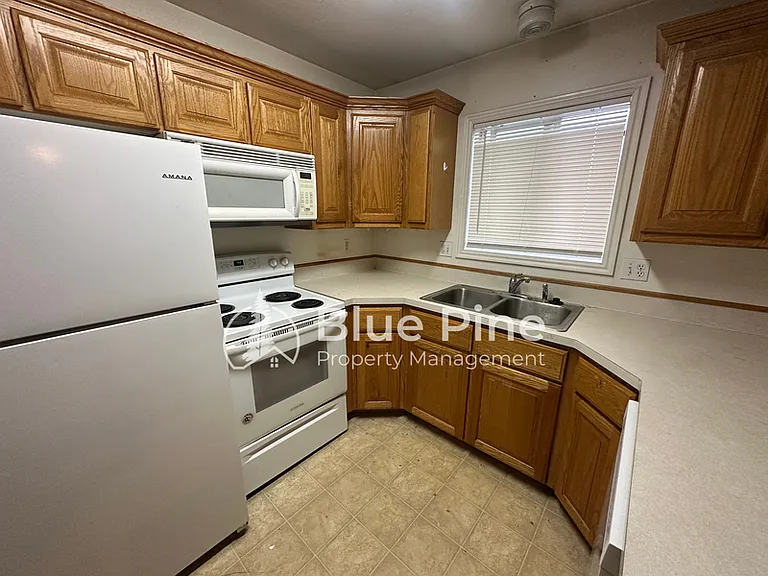 3156 E Chasewood Dr #3 — Photo 4