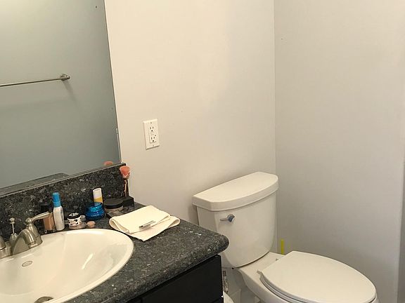 1/2 bath