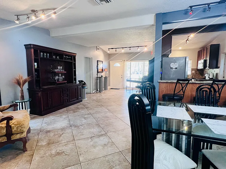 610 Ventura Ave — Photo 14