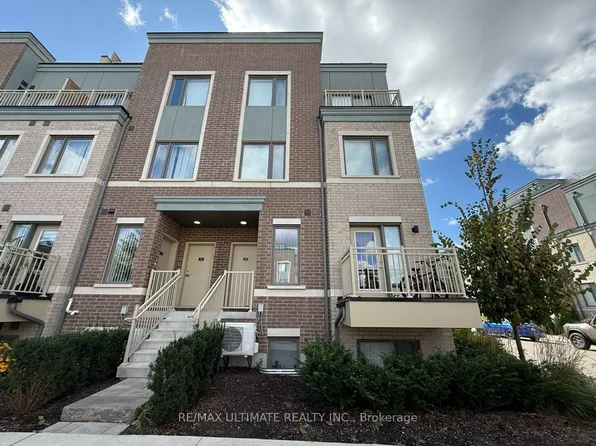 15 William Jackson Way #32, Toronto, ON M8V 3H8