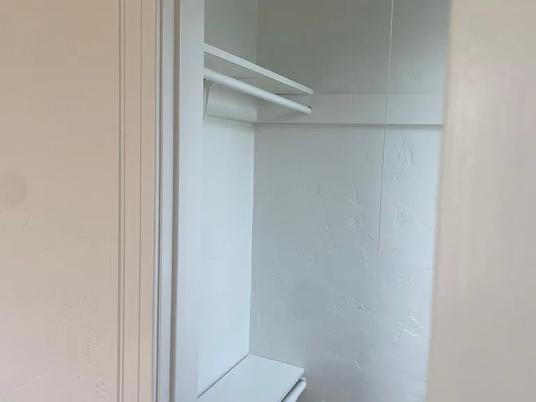 672 Euclid Ave #1/2 — Photo 24