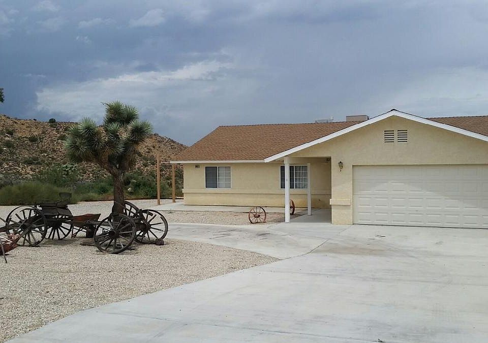 1st image of 56052 Desert Gold Dr