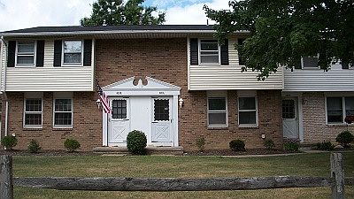 1st image of 4630 Cox Dr #104E