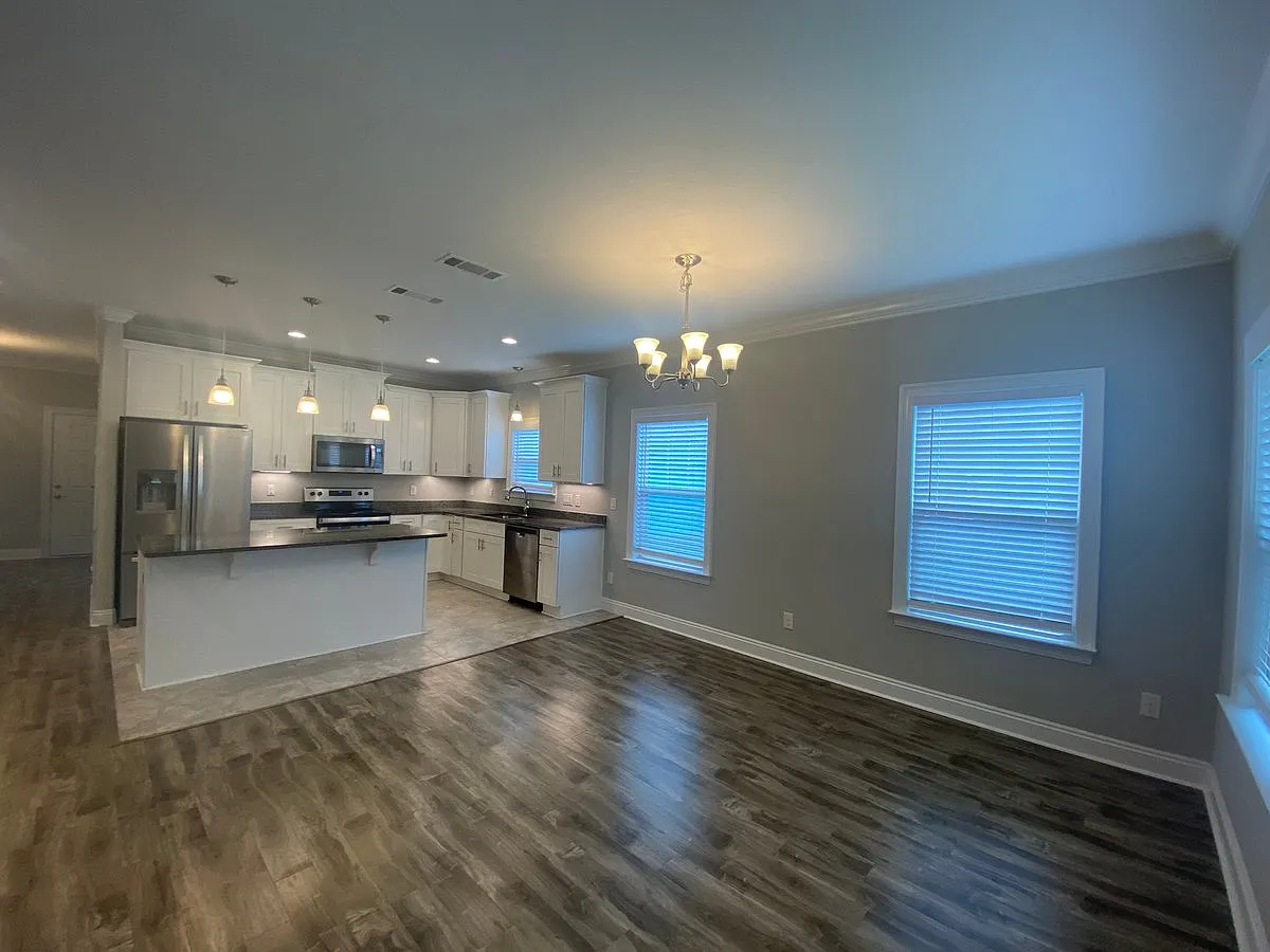 8461 Laredo Street — Photo 3