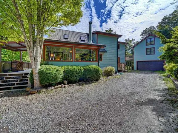 1467 Sweetwater Bend Rd, Hayesville, NC 28904