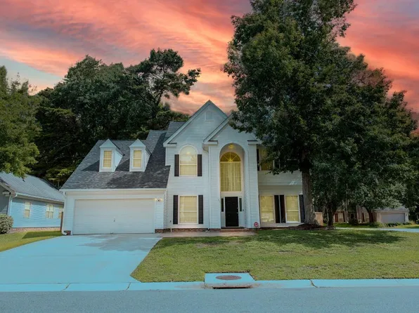 407 Thomaston Ave, Summerville, SC 29485