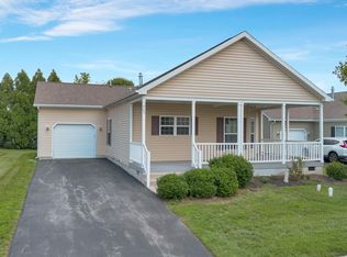 405 Honeysuckle Ln, Blue Bell, PA 19422