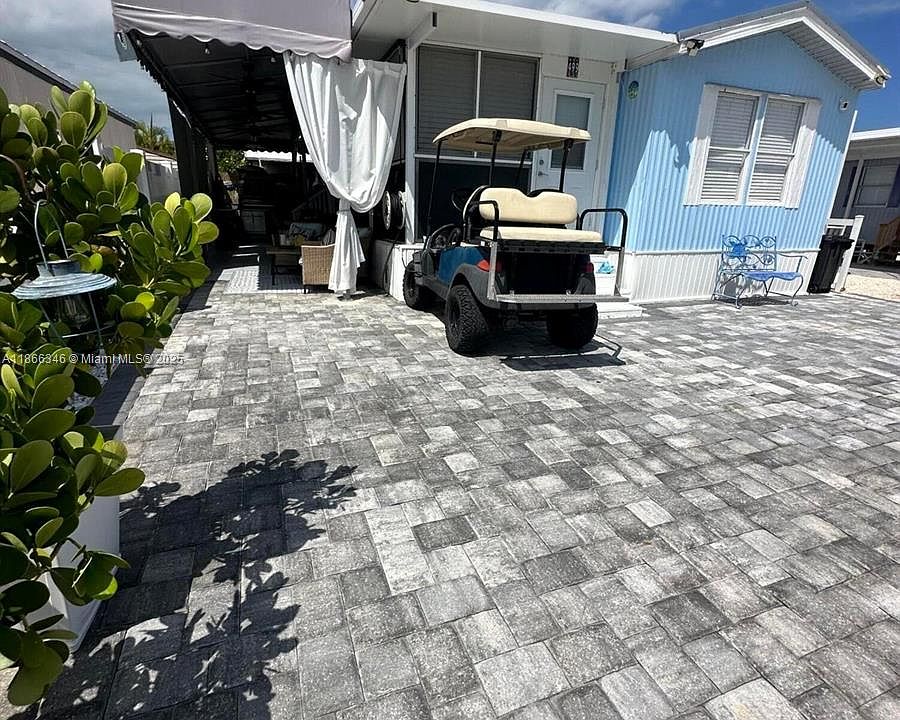 1st image of 325 Calusa St #499