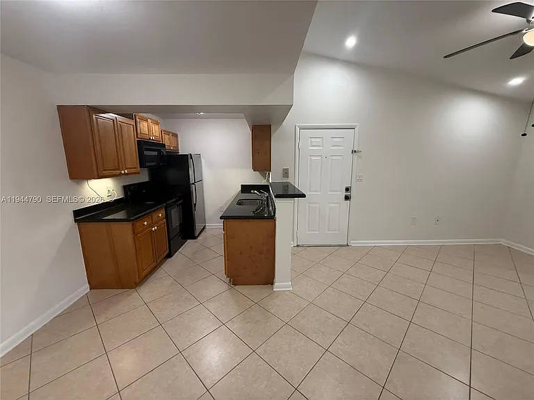 15581 SW 104th Ter #222 — Photo 10