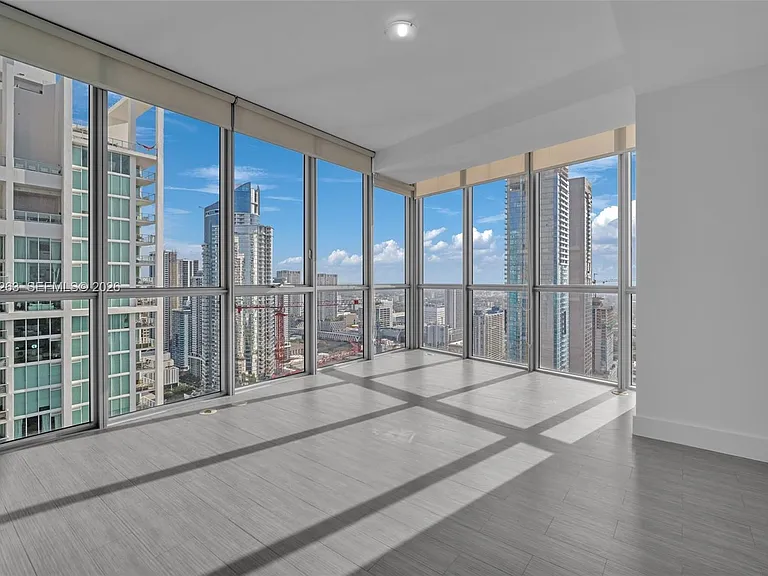 1100 Biscayne Blvd #4308 — Photo 34
