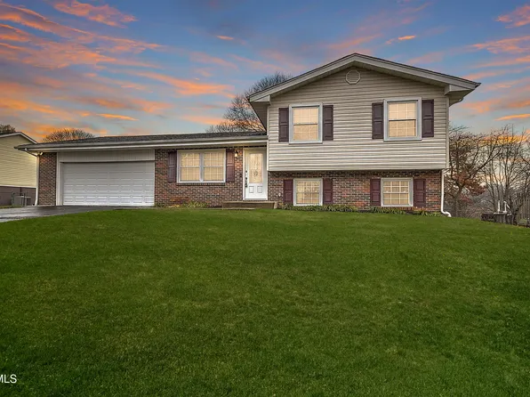 220 Eastwood Dr, Bluff City, TN 37618