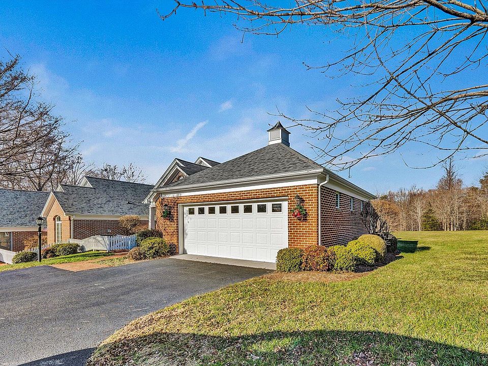 100 Village Green Dr UNIT 19, Penhook, VA 24137 Zillow