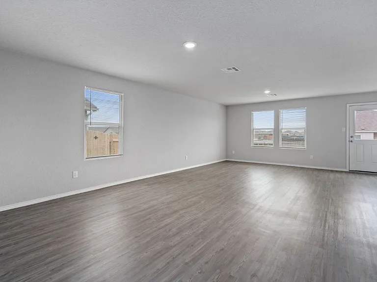 542 Blue Stem Rd — Photo 9