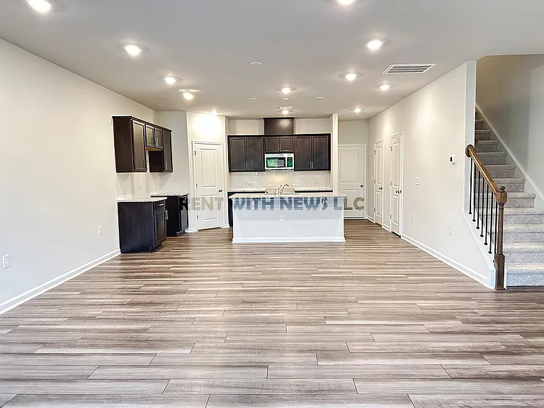 5124 Anamosa St — Photo 11