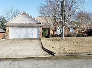 320 Battlefield Dr, Tupelo, MS 38801