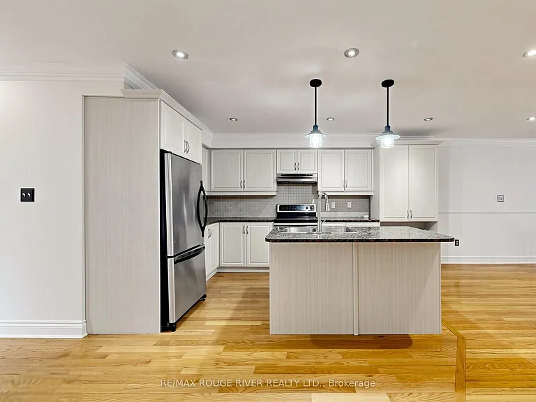38 Port Union Rd — Photo 11