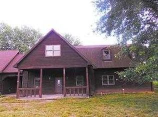 13957 Goodner Rd, Dillsboro, IN 47018