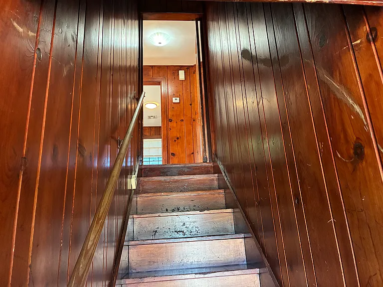 215 W Jasper St — Photo 9