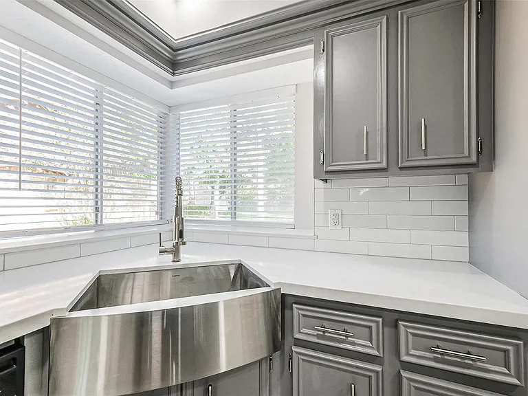 20506 Park Pine Dr — Photo 21