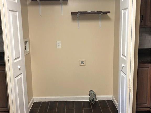 5th image of 1154 Cloverleigh Dr