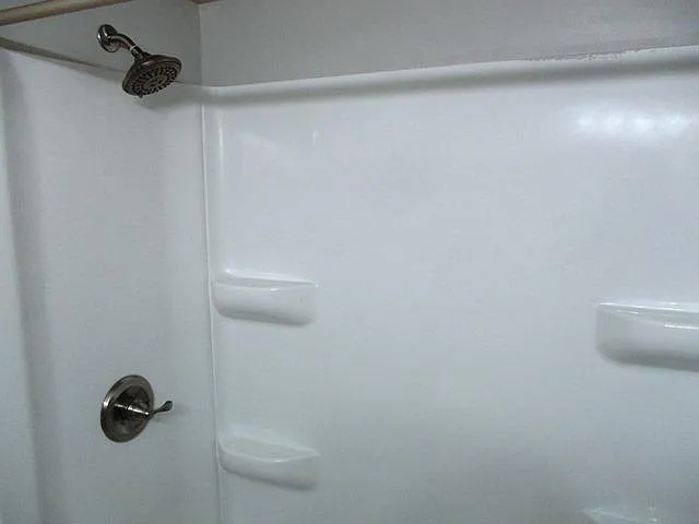 806 Arcadia Dr — Photo 7