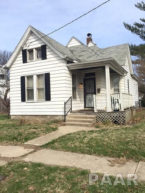 2nd image of 205 E Maywood Ave
