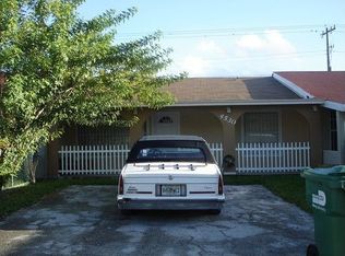 4530 NW 190th St, Miami Gardens, FL 33055
