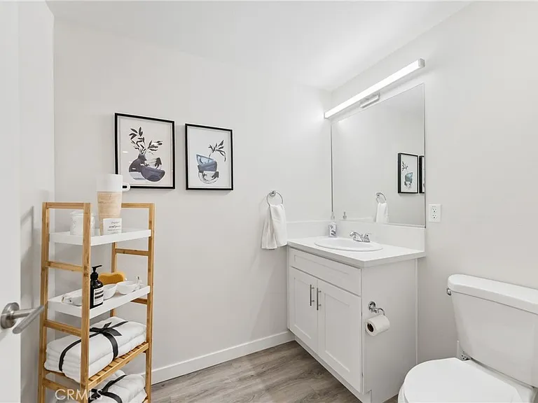 419 N Chandler Ave #423 — Photo 6