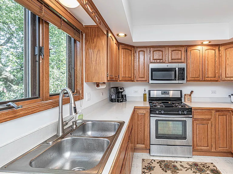 151 Spring Ave — Photo 12
