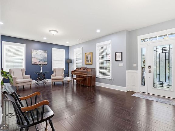 3rd image of 2740 Augeron Ct