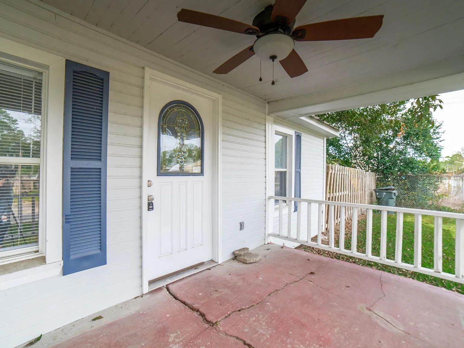 2 bed, 925 sqft, $1,050 — Photo 3