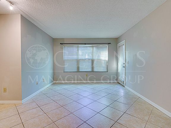 3rd image of 1401 S Palmetto Ave APT 310