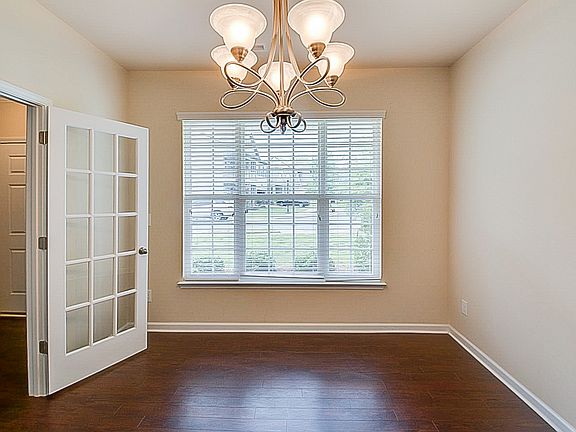 5th image of 3820 Schenley Ave