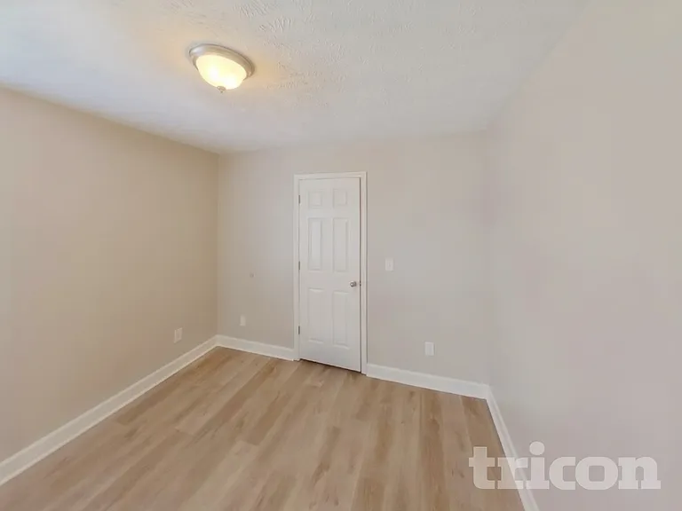 1024 Stratus Dr — Photo 15