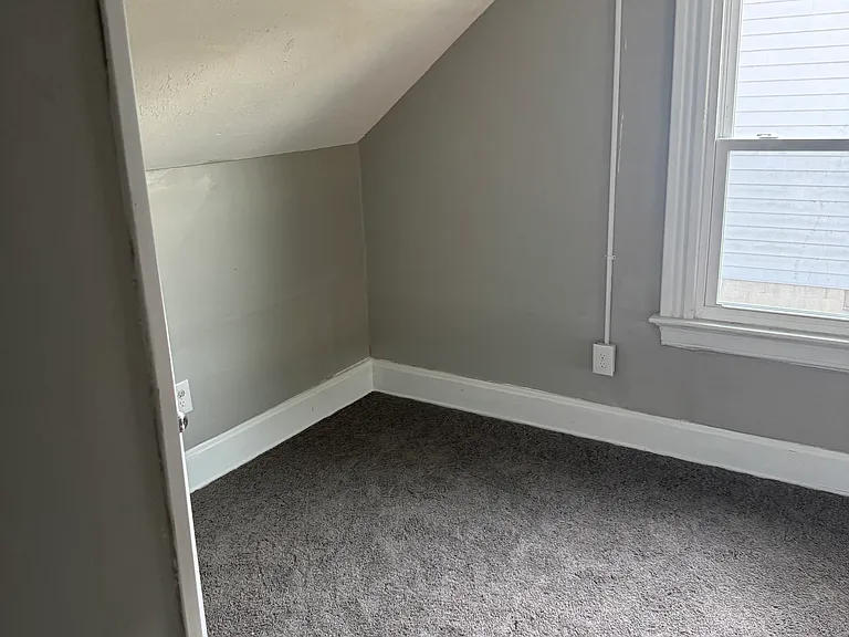 201 Gordon Ave — Photo 18