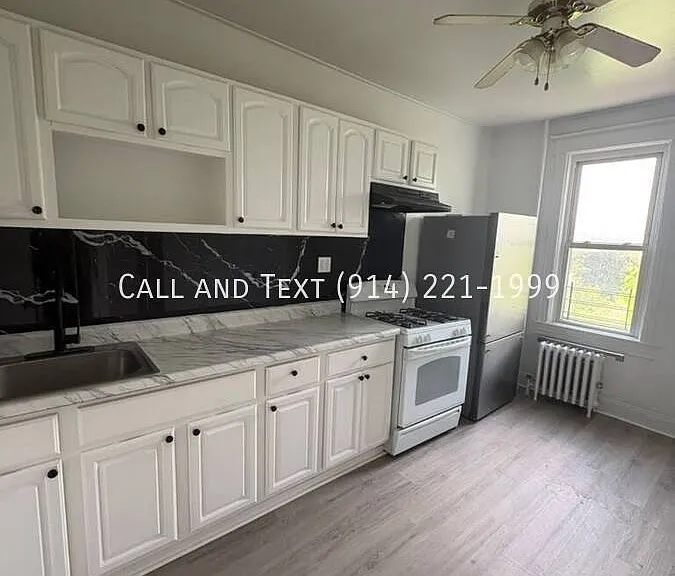 127 Stanley Ave #2 — Photo 2