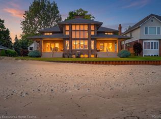 2975 Sandy Oaks Ln, Fort Gratiot, MI 48059