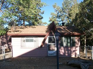 376 Sunset Ln, Sugarloaf, CA 92386