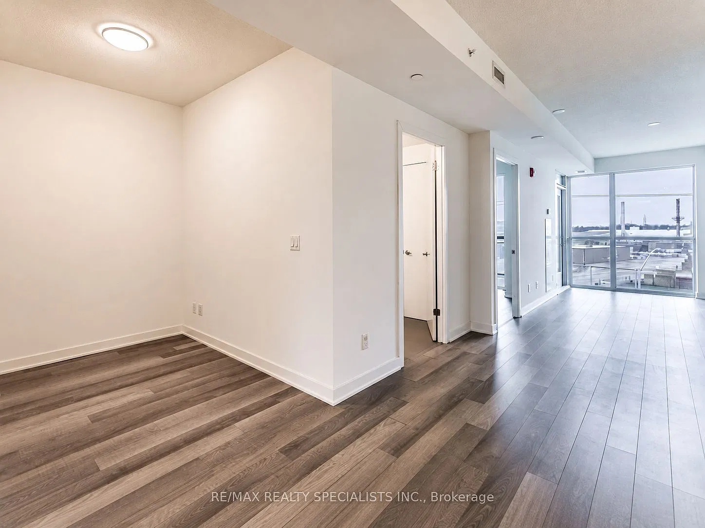 2 bed, $2,100 — Photo 4