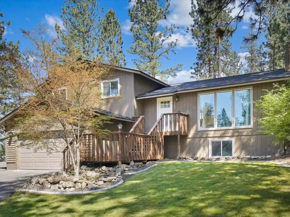7607 E Beverly Dr, Spokane, WA 99212